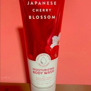 Japanese Cherry Blossom Moisturizing Body Wash